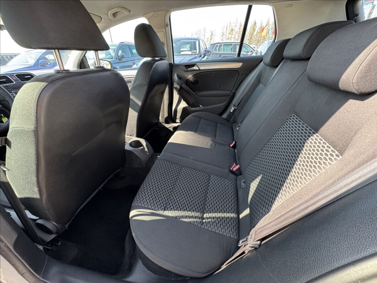 Volkswagen Golf Hatchback 2,0 l 81 kw