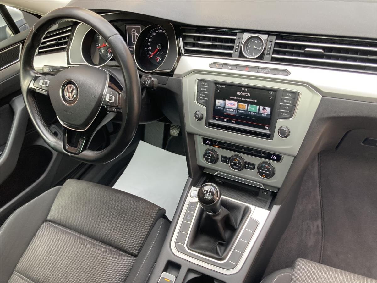 Volkswagen Passat Kombi 1,4 l 110 kw