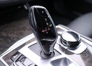 BMW Řada 7 Sedan / Limuzína 4,4 l 330 kw