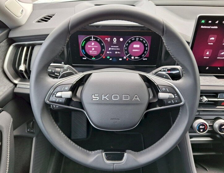 Škoda Kodiaq SUV / Terénní 1,5 l 150 kw
