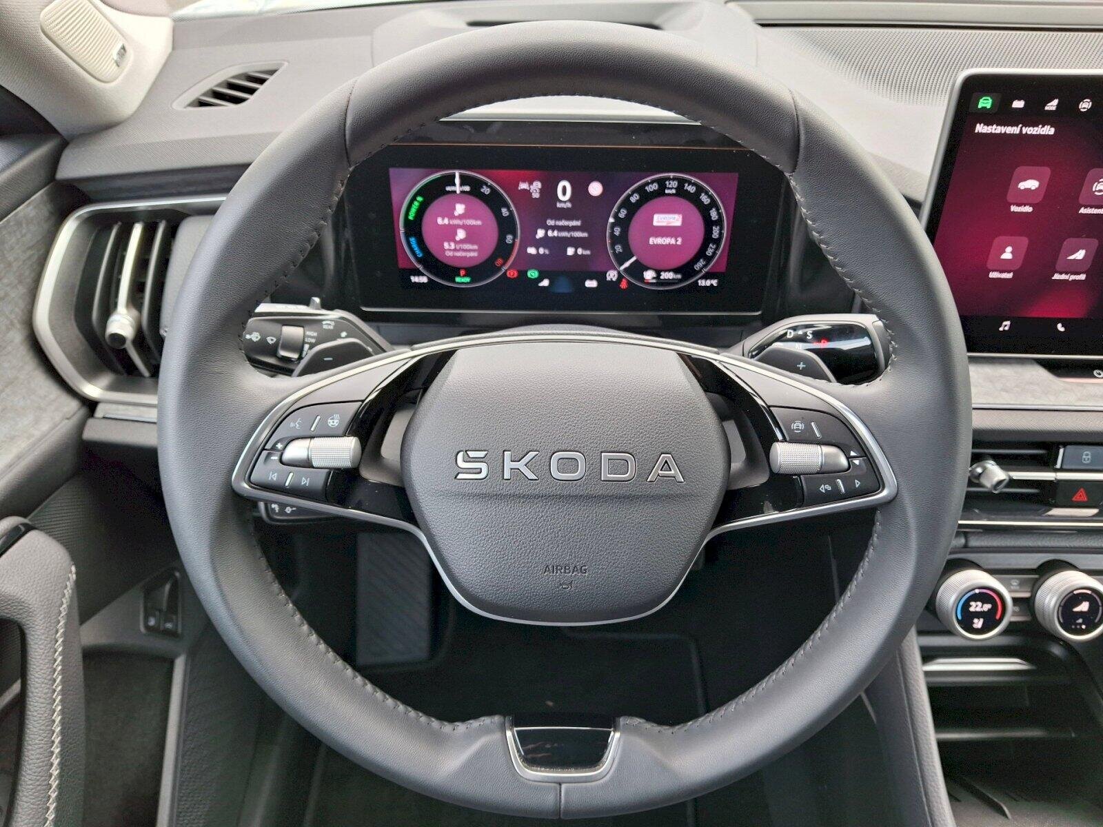 Škoda Kodiaq SUV / Terénní 1,5 l 150 kw