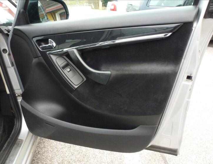 Citroën Grand C4 Picasso 25