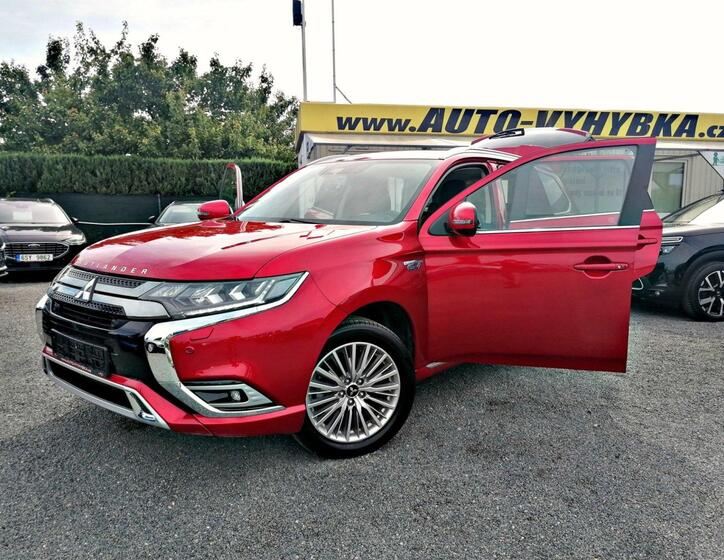 Mitsubishi Outlander 1