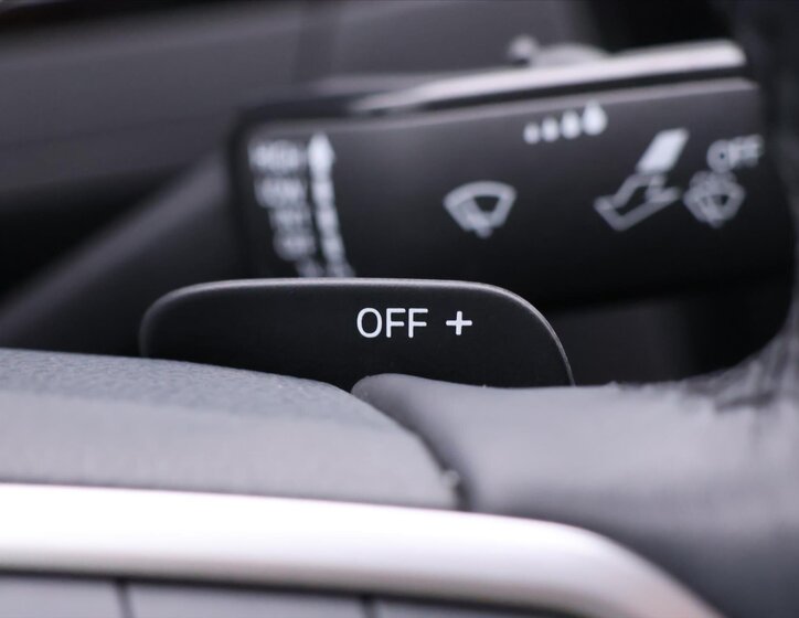 Volkswagen Passat Sedan 1,5 l 110 kw