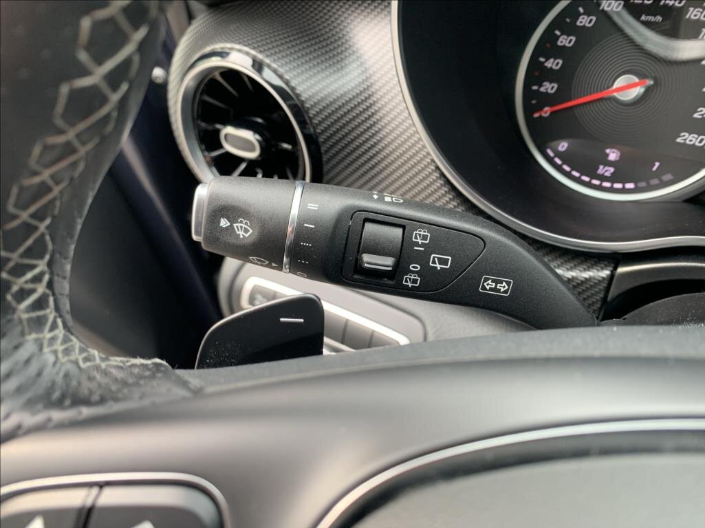 Mercedes-Benz Ostatní Ostatní 2,0 l 174 kw