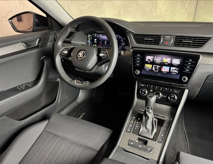 Škoda Superb Kombi 1,4 l 160 kw