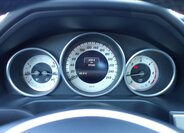 Mercedes-Benz Třídy E Sedan / Limuzína 2,1 l 125 kw