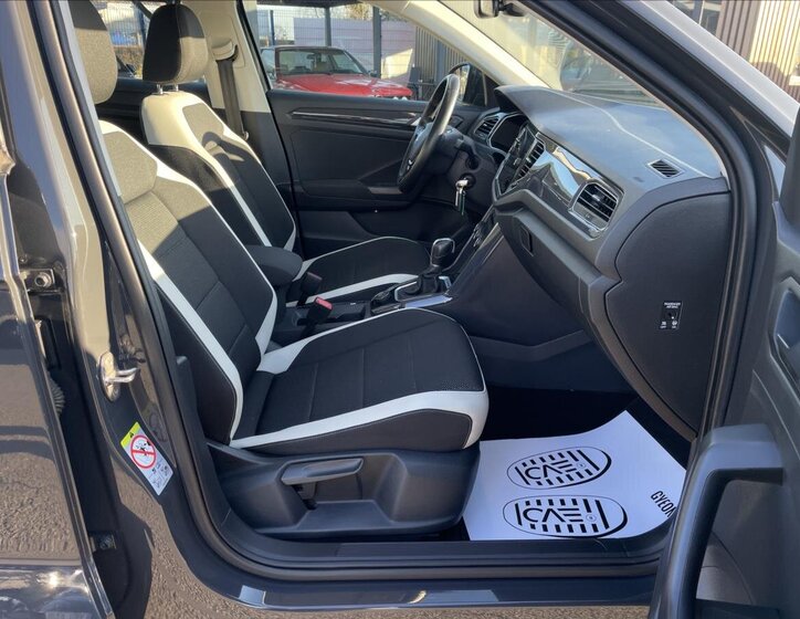 Volkswagen T-Roc SUV 2,0 l 110 kw