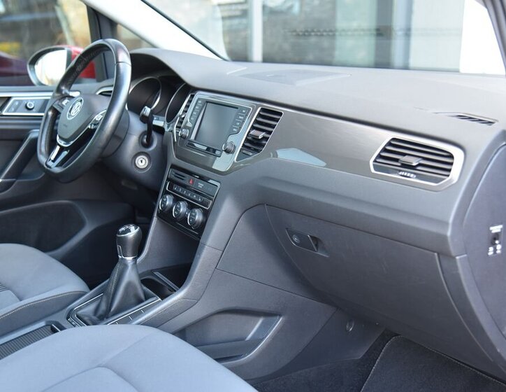 Volkswagen Golf Sportsvan MPV 1,4 l 92 kw