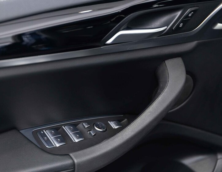 BMW X3 SUV 2,0 l 135 kw