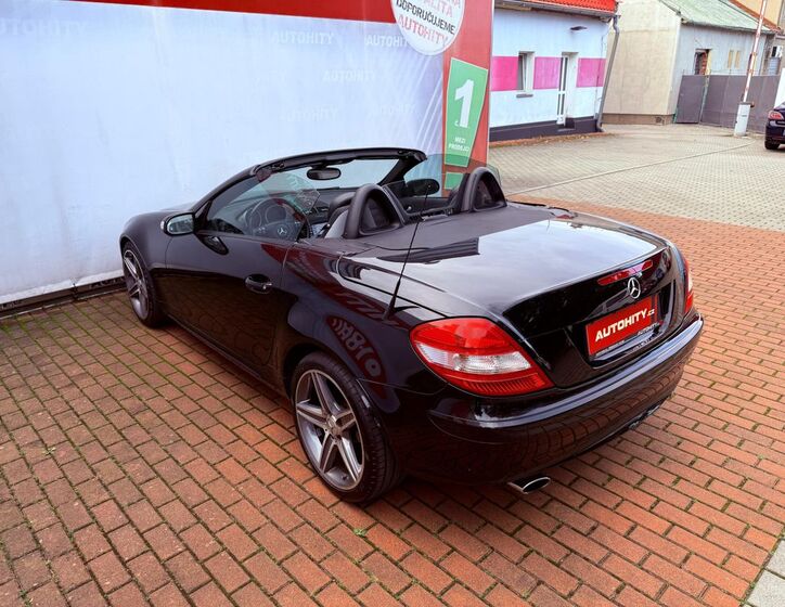 Mercedes-Benz SLK 10