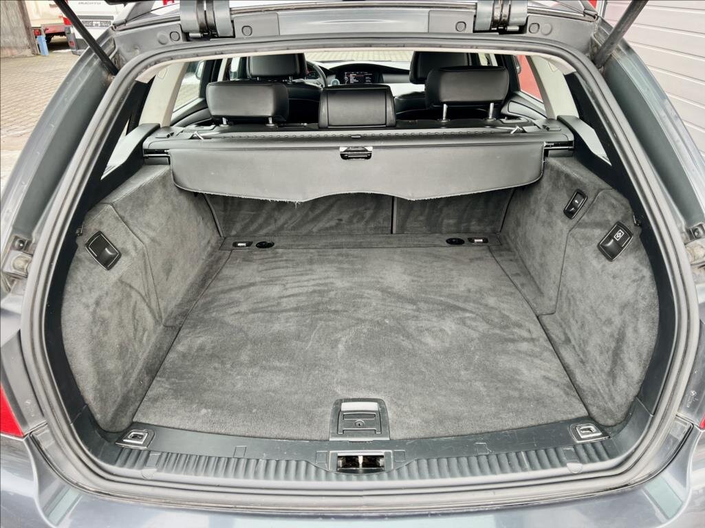 BMW Řada 5 Kombi 2,0 l 120 kw