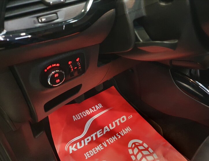 Opel Corsa Hatchback 1,4 l 66 kw