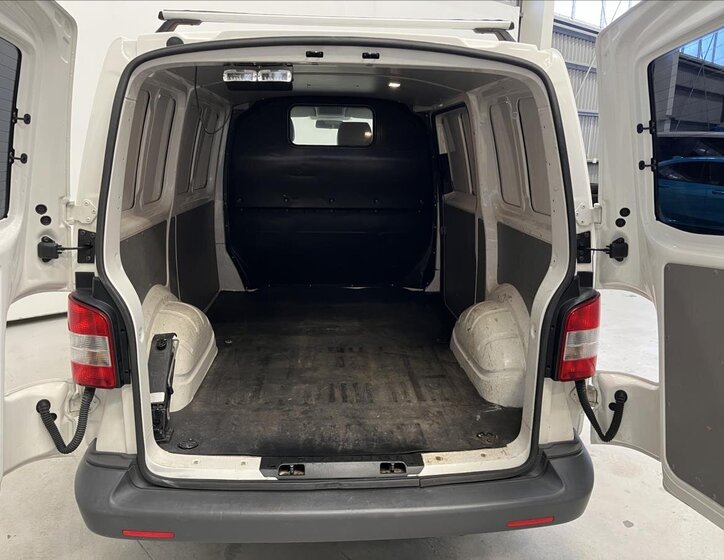 Volkswagen Transporter Skříň 2,0 l 75 kw