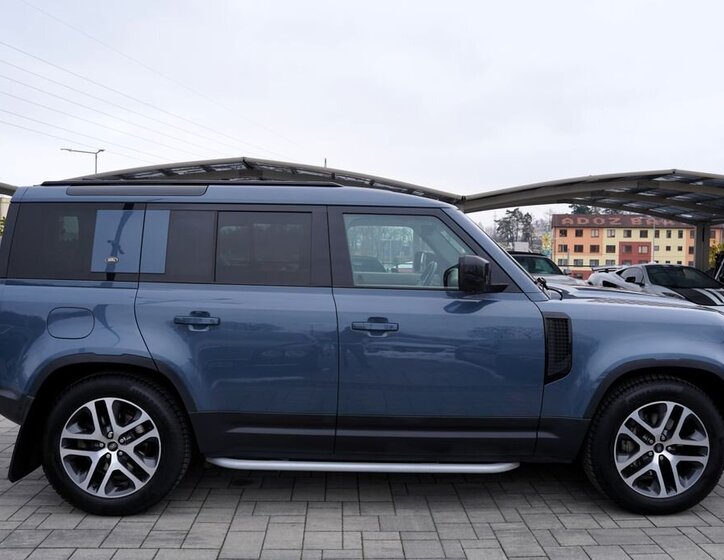 Land Rover Defender SUV 3,0 l 294 kw