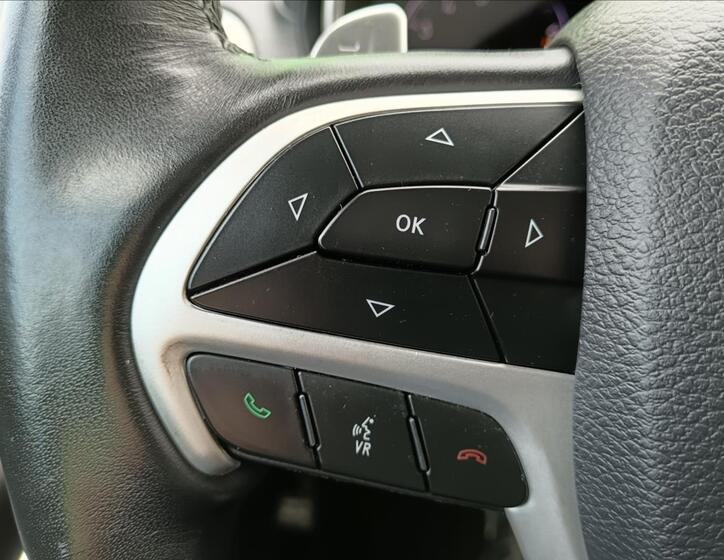 Jeep Grand Cherokee 27