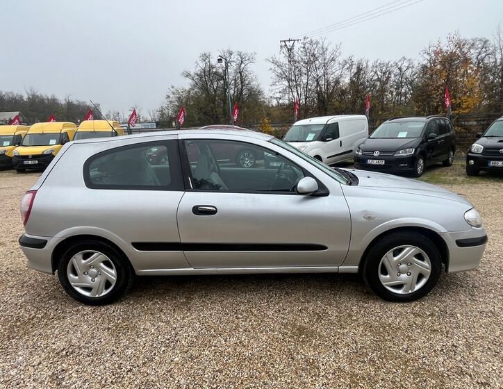Nissan Almera 9