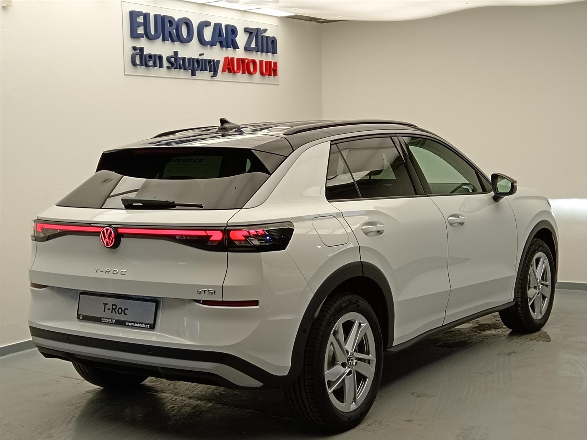 Volkswagen T-Roc SUV 1,5 l 110 kw