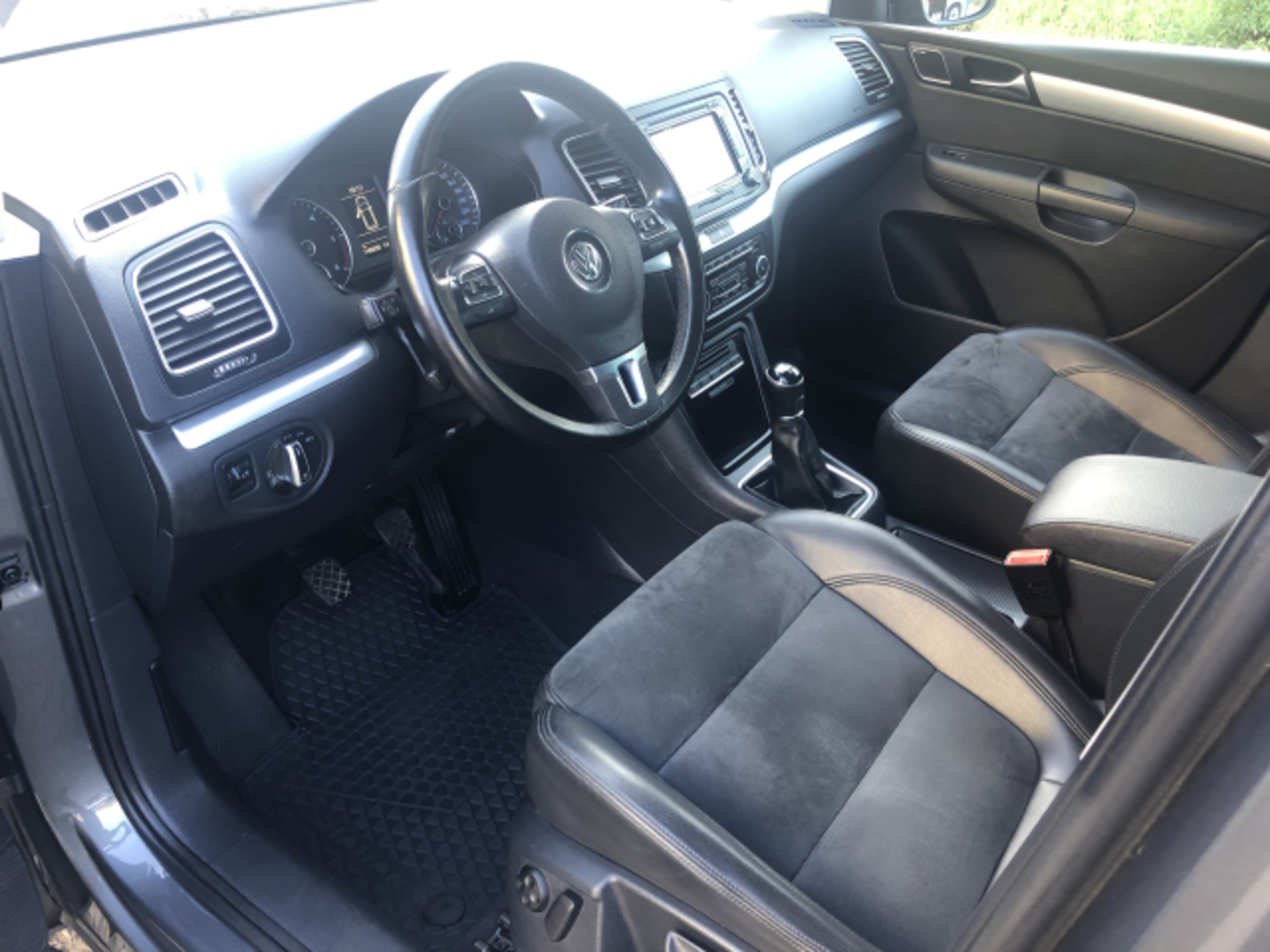 Volkswagen Sharan 23