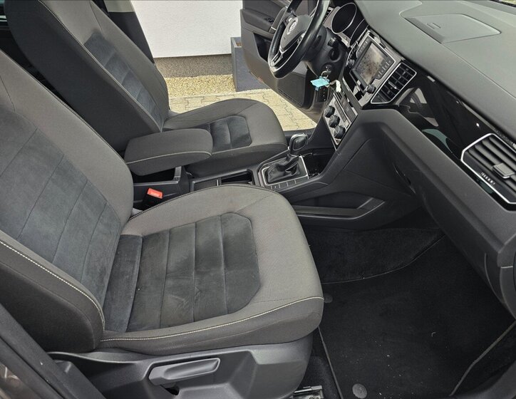 Volkswagen Golf Sportsvan Kombi 1,4 l 110 kw