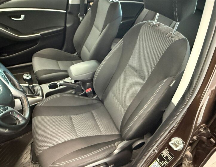 Hyundai i30 Kombi 1,6 l 88 kw