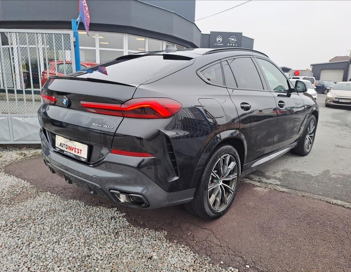 BMW X6 SUV 3,0 l 210 kw