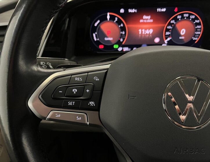 Volkswagen Multivan 16