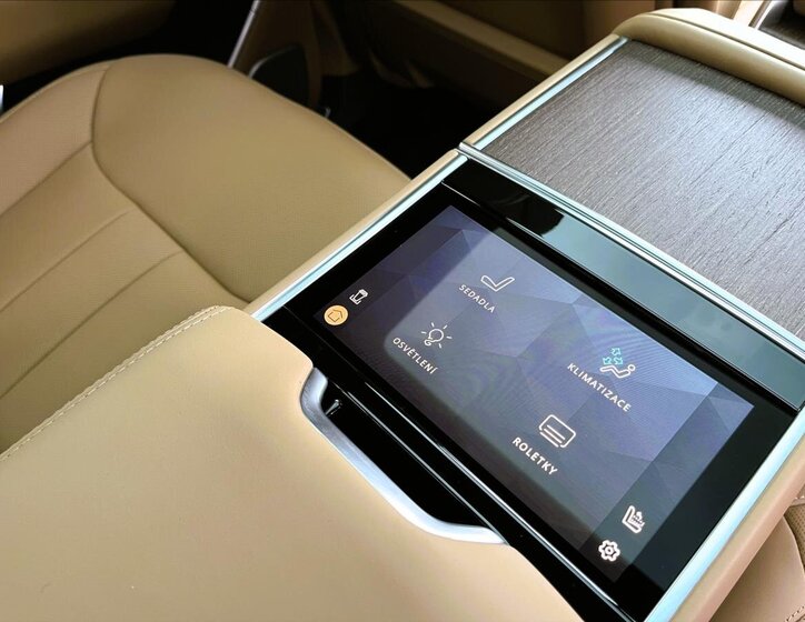 Land Rover Range Rover 38