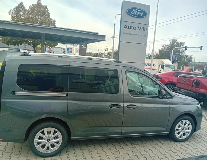 Ford Tourneo Connect 6