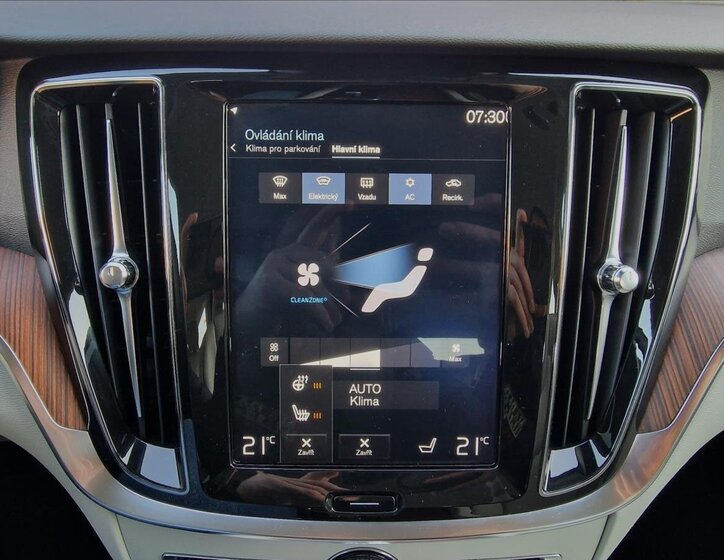 Volvo V60 Kombi 2,0 l 140 kw