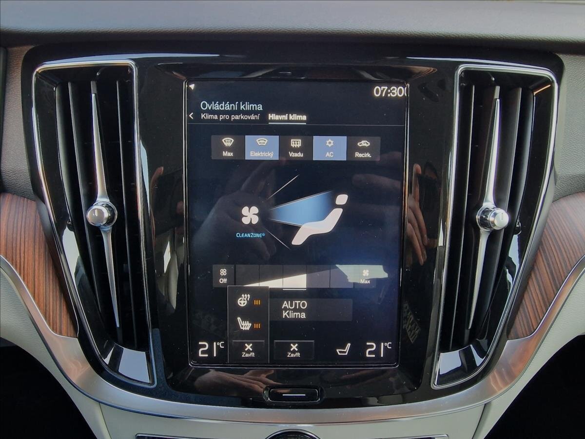 Volvo V60 Kombi 2,0 l 140 kw