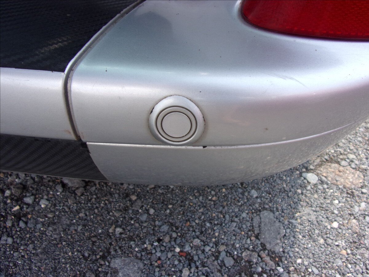 Peugeot 807 MPV 2,0 l 100 kw