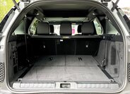 Land Rover Discovery 5