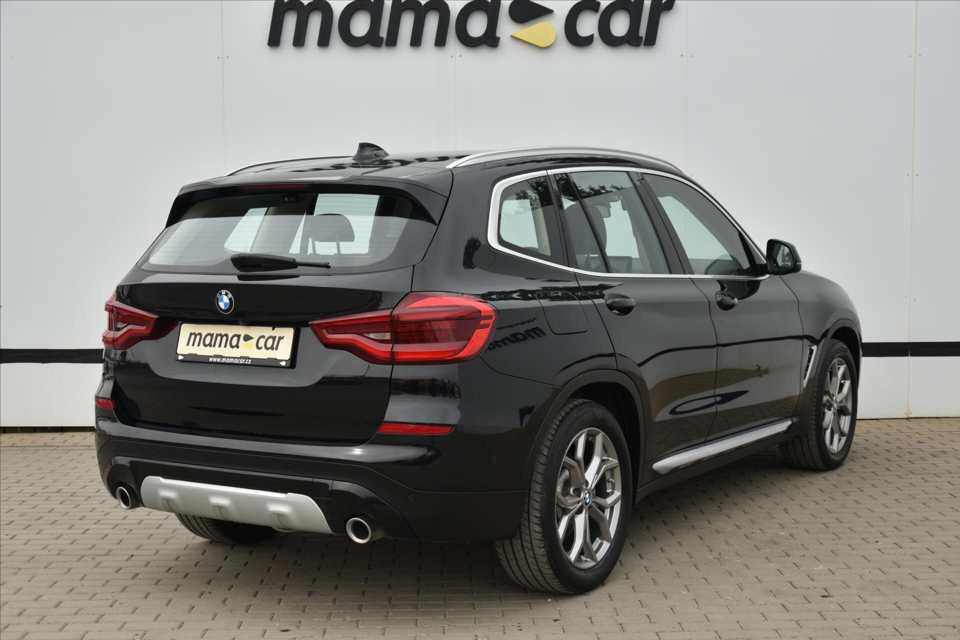 BMW X3 SUV / Terénní 2,0 l 140 kw