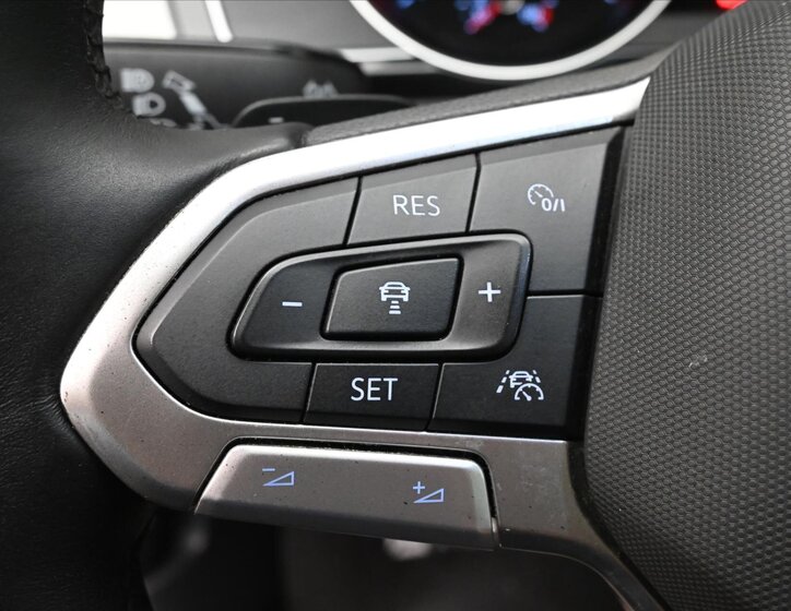 Volkswagen Passat Kombi 2,0 l 110 kw