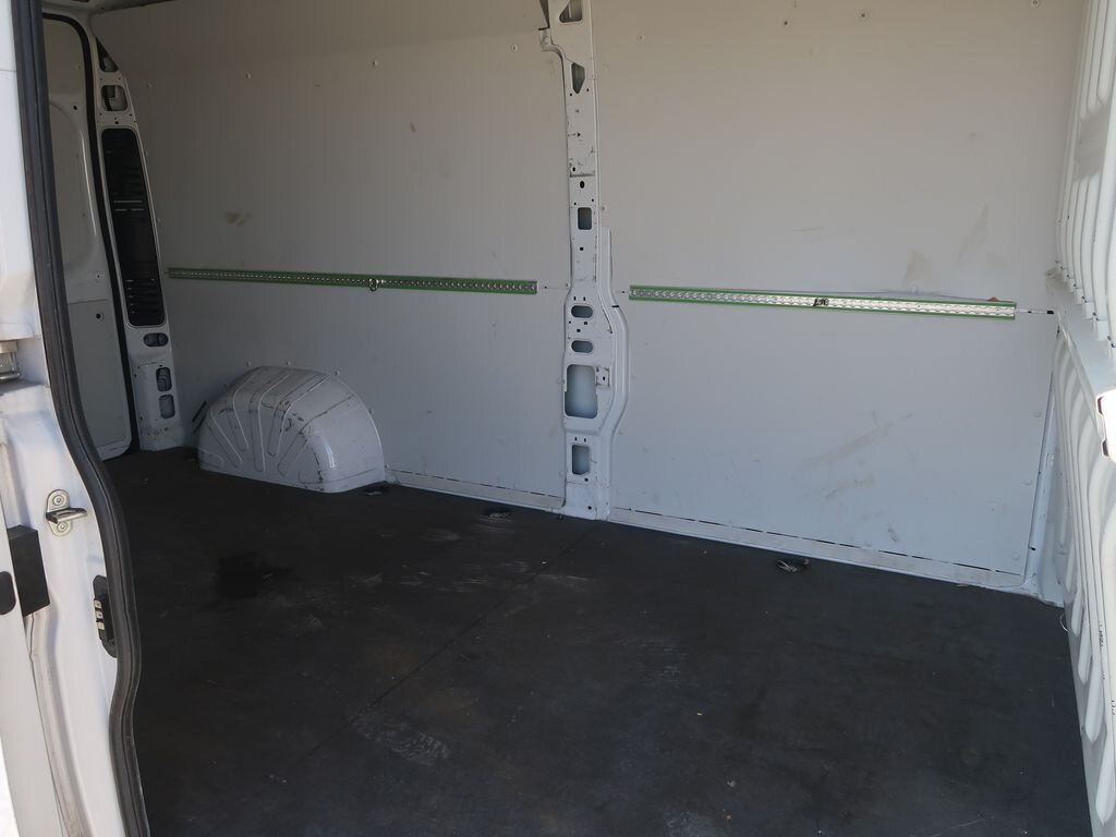 Opel Movano Skříň 2,2 l 103 kw