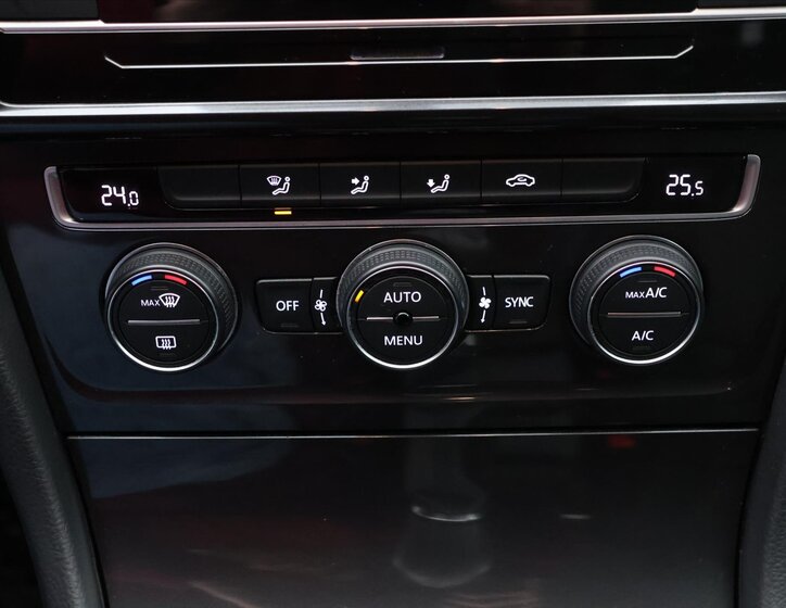 Volkswagen Golf Kombi 999,0 85 kw