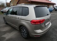 Volkswagen Touran 7