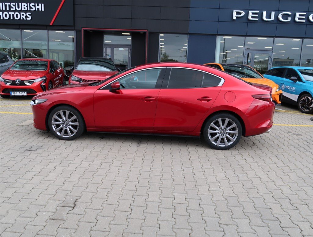 Mazda 3 Sedan 2,0 l 110 kw
