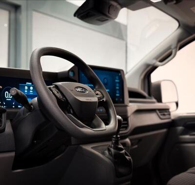Ford Transit Custom 8