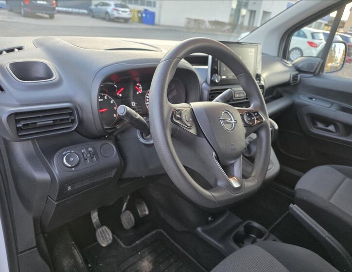 Opel Combo Skříň 1,5 l 75 kw