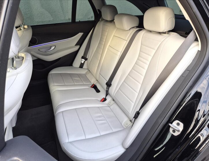 Mercedes-Benz Třídy E Kombi 2,9 l 243 kw