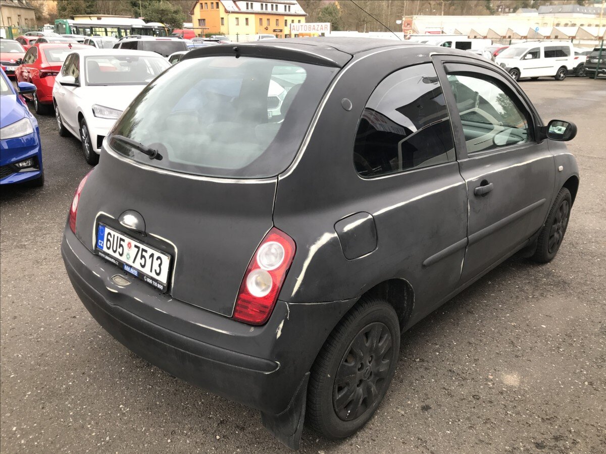 Nissan Micra Hatchback 1,2 l 48 kw