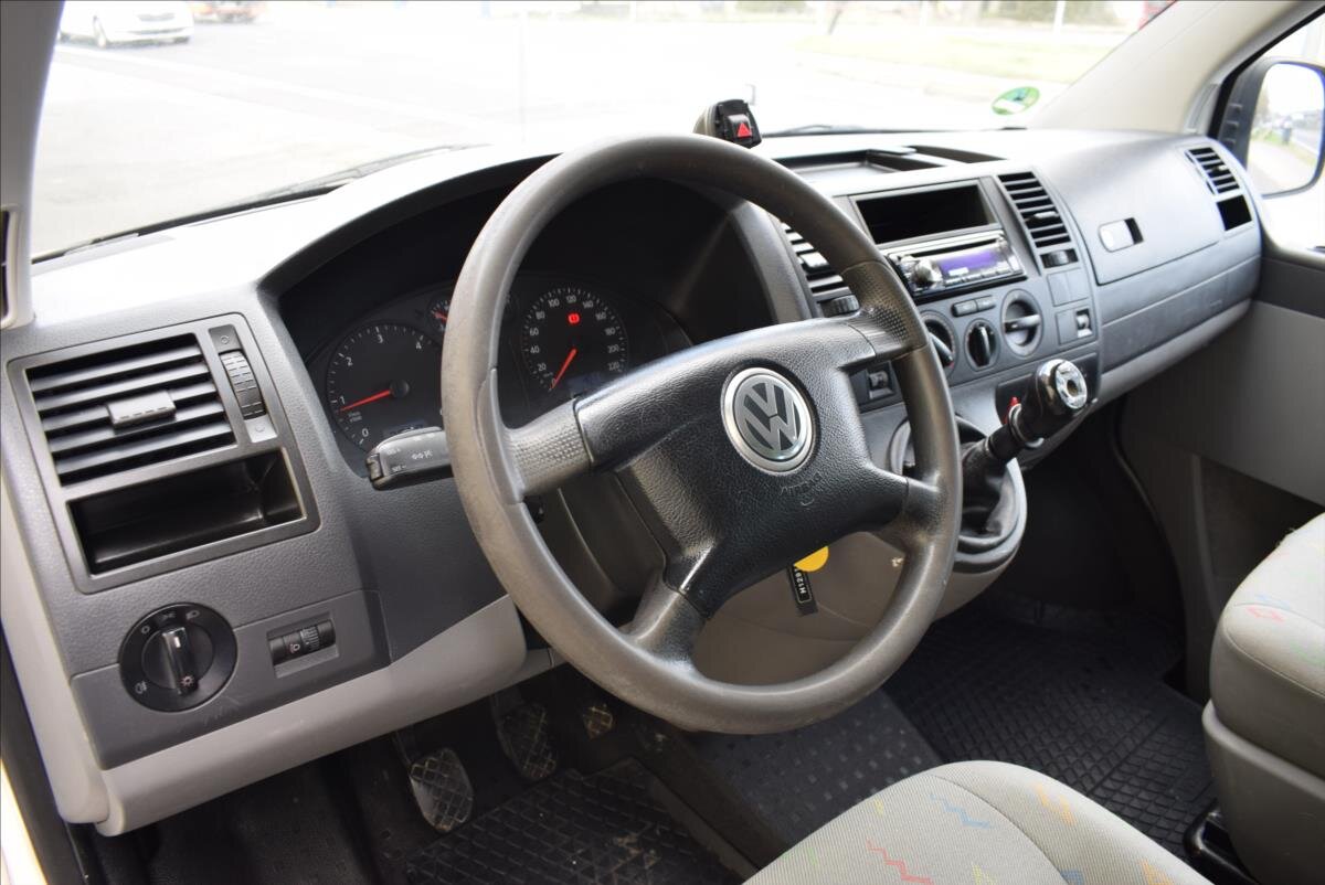 Volkswagen Transporter Ostatní 2,5 l 96 kw