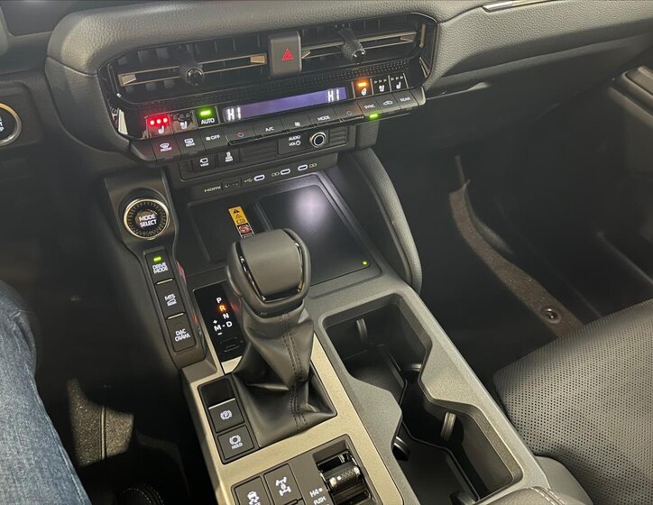 Toyota Land Cruiser 15