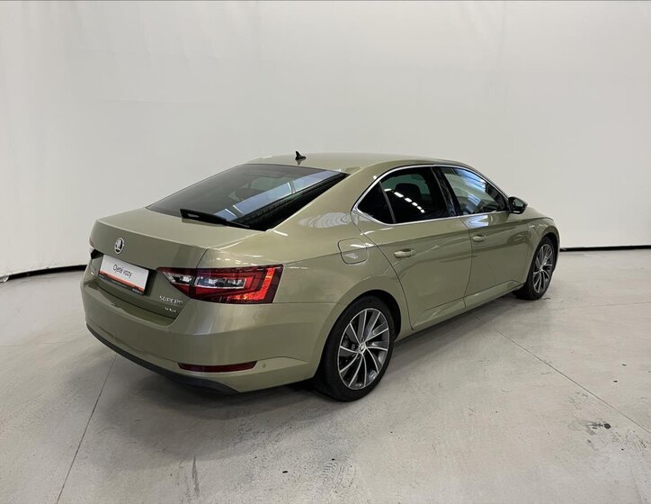 Škoda Superb Liftback 2,0 l 140 kw
