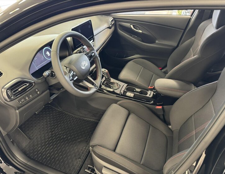 Hyundai i30 Liftback 1,5 l 103 kw