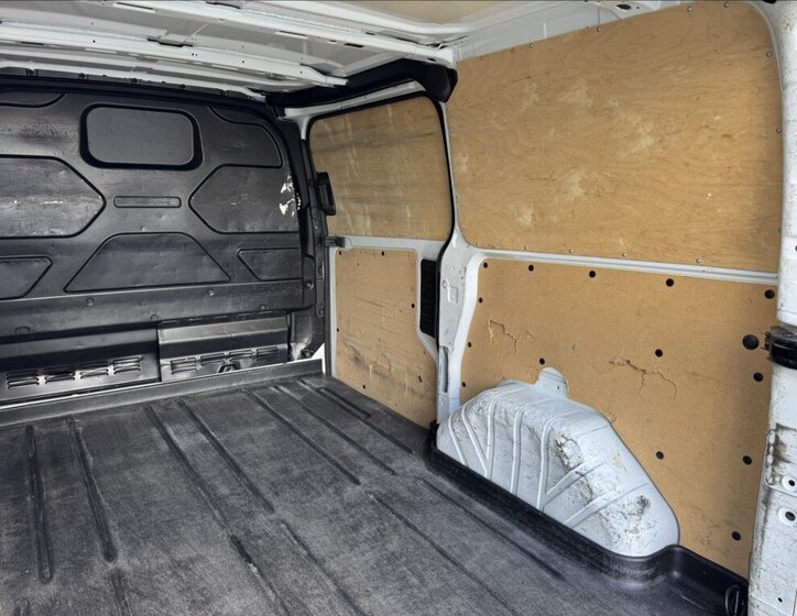 Ford Transit Custom Skříň 2,0 l 77 kw