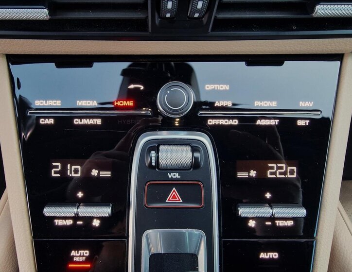 Porsche Cayenne SUV 3,0 l 250 kw