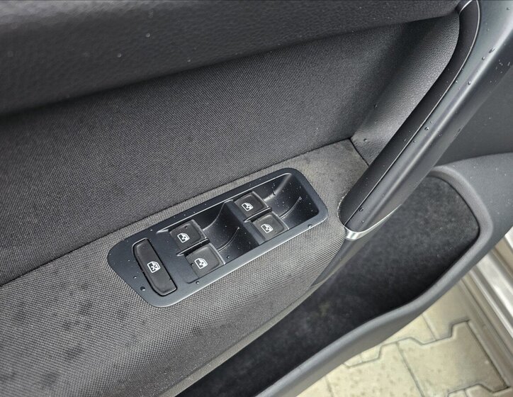 Volkswagen Golf Sportsvan Kombi 1,4 l 110 kw